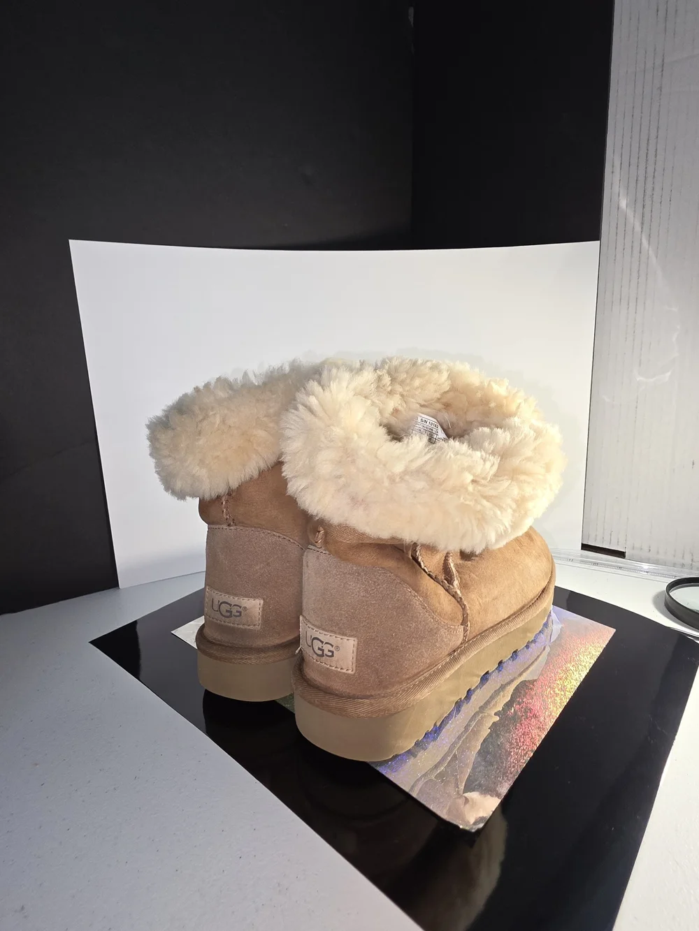 UGG Classic Short II Chestnut Suede Winter Boots Size 7